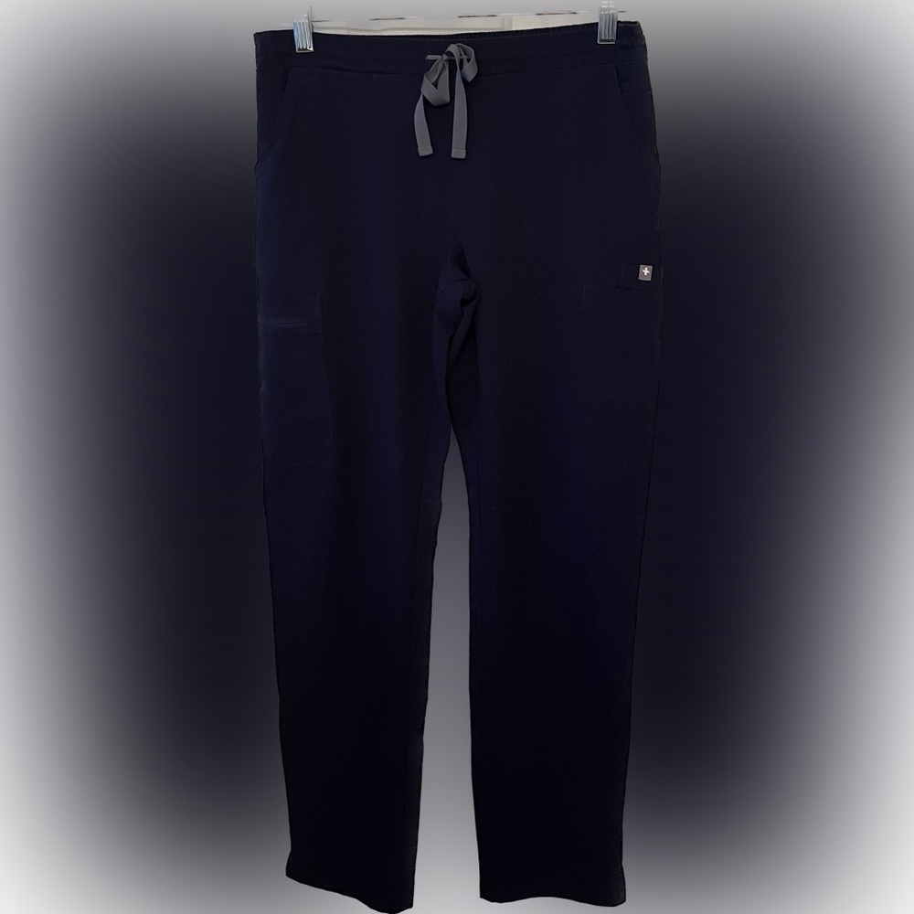Women’s Figs Yola Skinny Scrub Pants. Size Small. Color Navy.